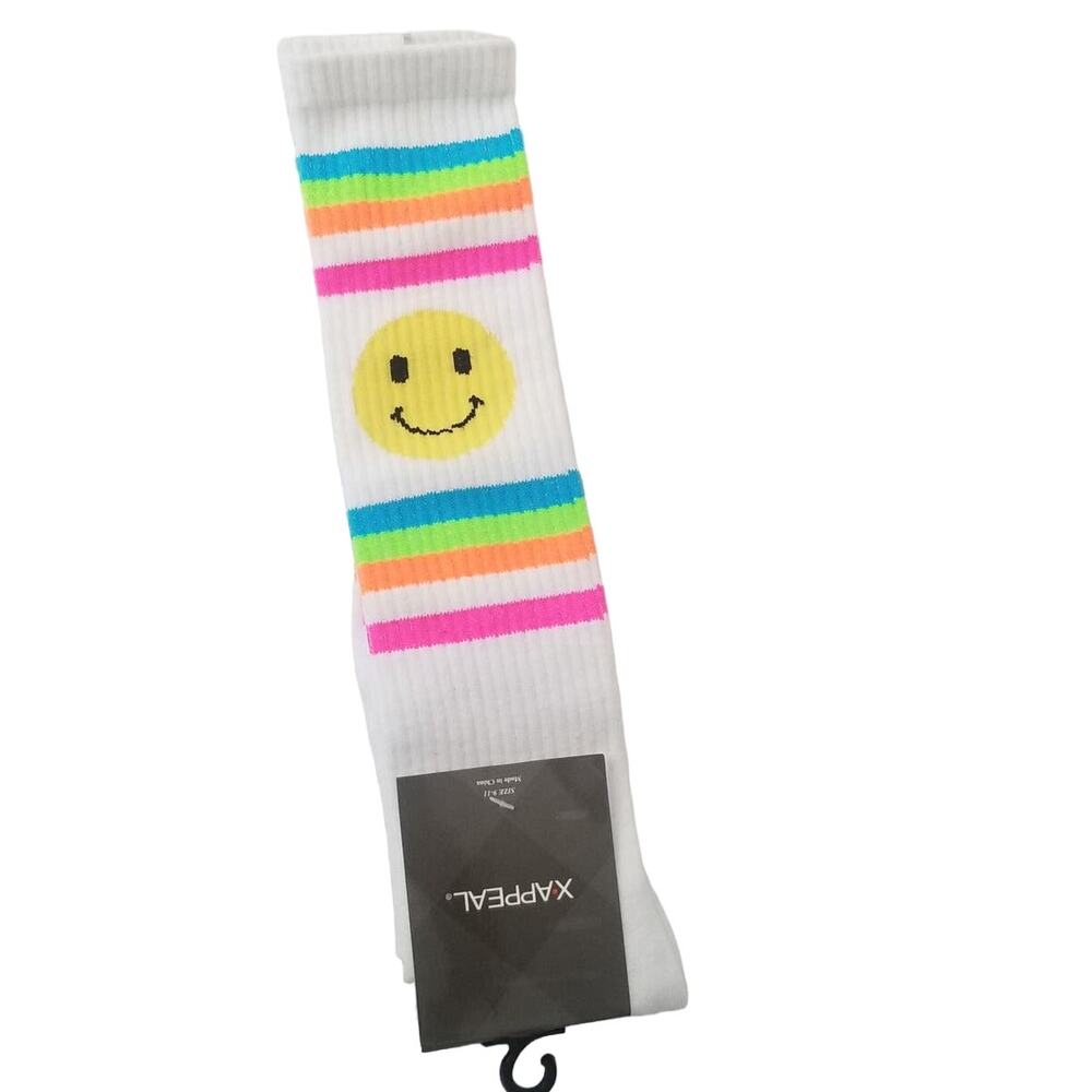 ❤️2/$12 X-Appeal Smiley Face Sports Crew Socks - White